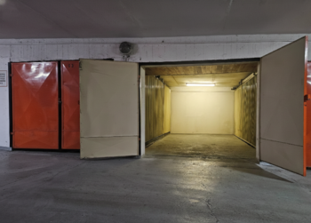 Prodej garáže, Praha 8 - Troja