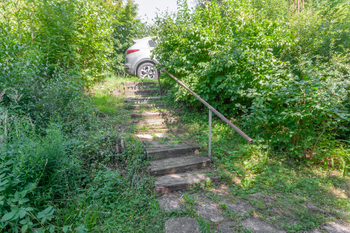 Prodej pozemku 738 m², Lom