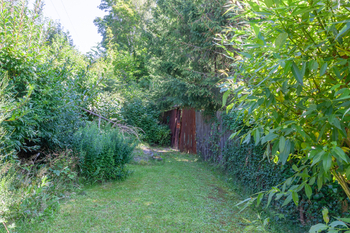 Prodej pozemku 738 m², Lom