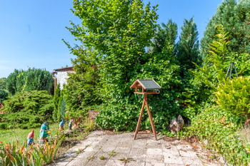 Prodej pozemku 738 m², Lom