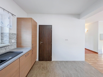 Prodej pozemku 3066 m², Libež