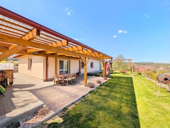 Prodej pozemku 3066 m², Libež