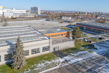 Pronájem výrobních prostor 1273 m², Otrokovice
