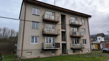Prodej bytu 3+1 v osobním vlastnictví 64 m², Petrohrad