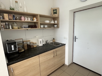 Pronájem skladovacích prostor 415 m², Rašovice