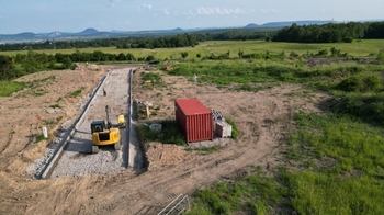 Prodej pozemku 938 m², Lom