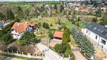 pohled od jihu - Prodej pozemku 1550 m², Praha 5 - Lochkov