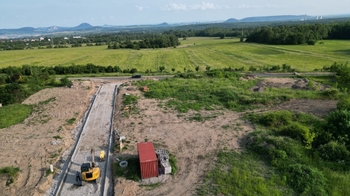 Prodej pozemku 830 m², Lom