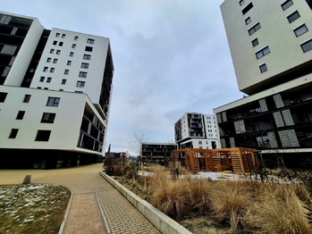 Pronájem garážového stání, Praha 4 - Modřany