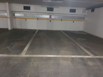 Pronájem garážového stání 18 m², Brno