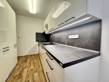 Pronájem bytu 3+1 v osobním vlastnictví 75 m², Praha 9 - Letňany