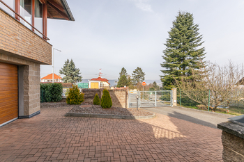 Pronájem domu 124 m², Praha 5 - Zbraslav