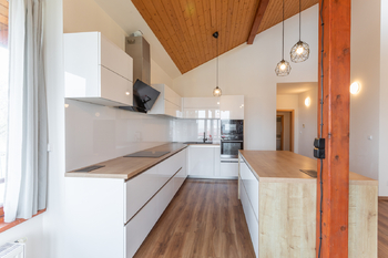 Pronájem domu 124 m², Praha 5 - Zbraslav