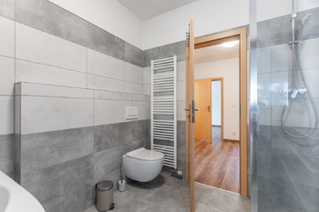 Pronájem domu 124 m², Praha 5 - Zbraslav