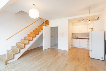 Prodej bytu 2+kk v osobním vlastnictví 72 m², Praha 3 - Vinohrady