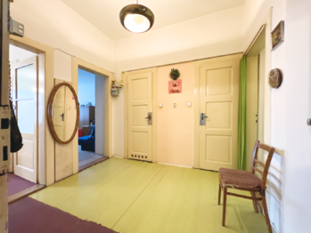 Vysoké stropy, prostor a dostatek soukromý tenhle byt má co nabídnout - Prodej bytu 3+kk v osobním vlastnictví 96 m², Praha 7 - Holešovice