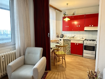 Prodej bytu 3+1 v osobním vlastnictví 66 m², Praha 9 - Prosek