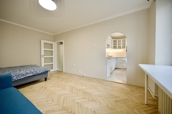 Pronájem bytu 1+1 v osobním vlastnictví 33 m², Praha 2 - Vinohrady