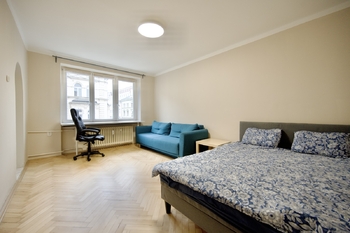 Pronájem bytu 1+1 v osobním vlastnictví 33 m², Praha 2 - Vinohrady