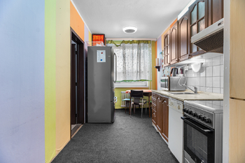 kuchyně 2 - Prodej bytu 3+1 v osobním vlastnictví 77 m², Ústí nad Labem