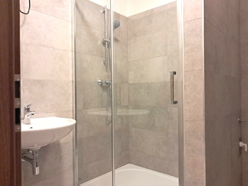 Pronájem malého objektu, Praha 5 - Hlubočepy