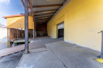 expedice - Pronájem skladovacích prostor 4394 m², Doksy