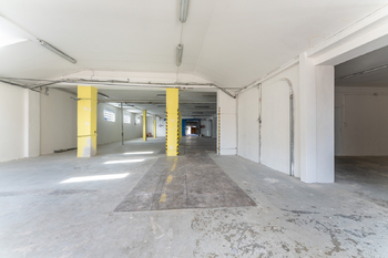 přízemí - výroba - Pronájem skladovacích prostor 4394 m², Doksy