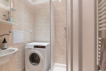 Pronájem bytu 2+kk v osobním vlastnictví 40 m², Praha 4 - Podolí