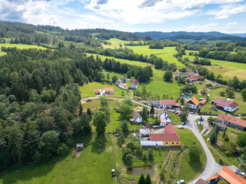 Prodej pozemku 2124 m², Bušanovice