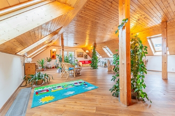 Prodej domu 774 m², Žilina