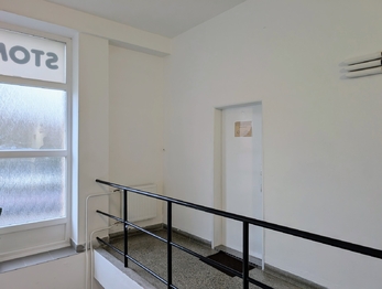 Pronájem komerčního prostoru 16 m², Vyškov