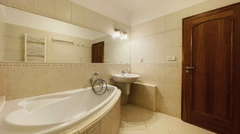 Pronájem bytu 2+kk v osobním vlastnictví 61 m², Praha 4 - Újezd u Průhonic