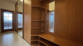 Pronájem bytu 2+kk v osobním vlastnictví 61 m², Praha 4 - Újezd u Průhonic