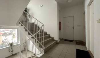 Pronájem bytu 2+kk v osobním vlastnictví 61 m², Praha 4 - Újezd u Průhonic