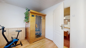 Pokoj - Prodej domu 210 m², Praha 9 - Horní Počernice