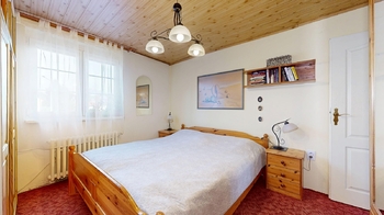 Ložnice - Prodej domu 210 m², Praha 9 - Horní Počernice