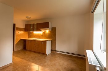 Pronájem bytu 1+1 v osobním vlastnictví 30 m², Zákupy