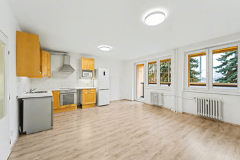 Prodej bytu 3+kk v osobním vlastnictví 75 m², Praha 10 - Uhříněves