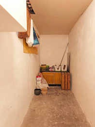 Sklep s elektrokotlem a osvětlením. - Prodej bytu 3+1 v osobním vlastnictví 75 m², Brandýs nad Labem-Stará Boleslav