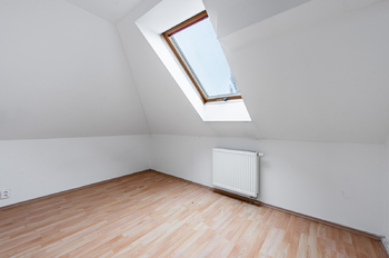 Prodej domu 180 m², Praha 10 - Uhříněves