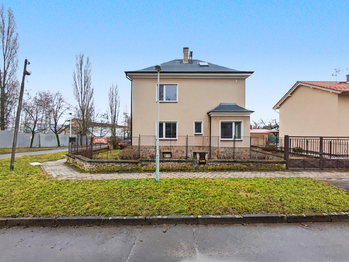 Prodej domu 180 m², Praha 10 - Uhříněves