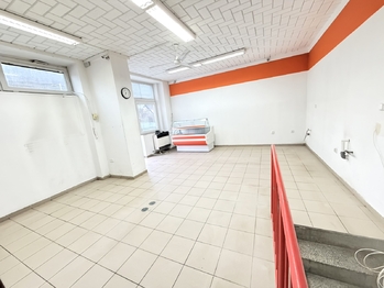 Prodej obchodních prostor 65 m², Vsetín