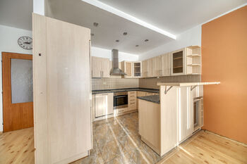 Pronájem bytu 3+kk v družstevním vlastnictví 86 m², Poděbrady