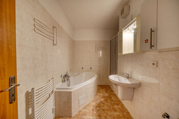 Pronájem bytu 3+kk v družstevním vlastnictví 86 m², Poděbrady