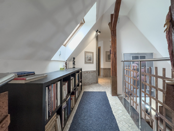 Prodej bytu atypický v osobním vlastnictví 145 m², Praha 8 - Libeň