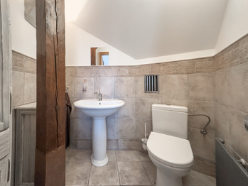 Prodej bytu atypický v osobním vlastnictví 145 m², Praha 8 - Libeň