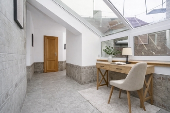 Prodej bytu atypický v osobním vlastnictví 145 m², Praha 8 - Libeň