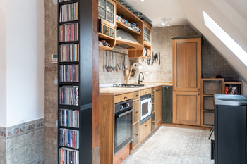 Prodej bytu atypický v osobním vlastnictví 145 m², Praha 8 - Libeň