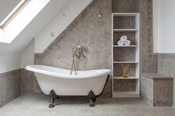 Prodej bytu 3+1 v osobním vlastnictví 145 m², Praha 8 - Libeň