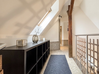 Prodej bytu 3+1 v osobním vlastnictví 145 m², Praha 8 - Libeň